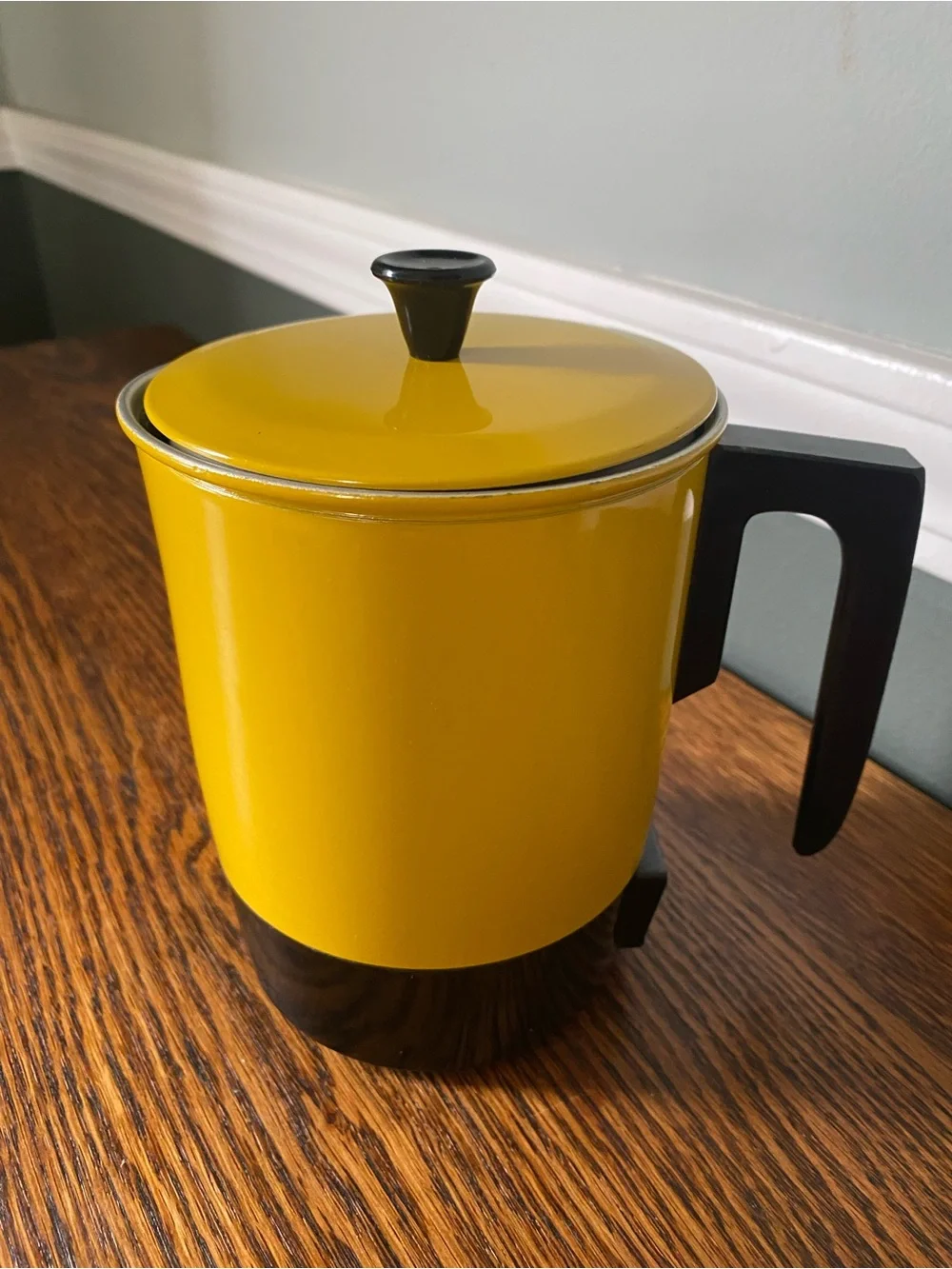 Vintage MCM Yellow Electric Hot Pot Coffee Pot 5.5” 120V 400W Taiwan Works